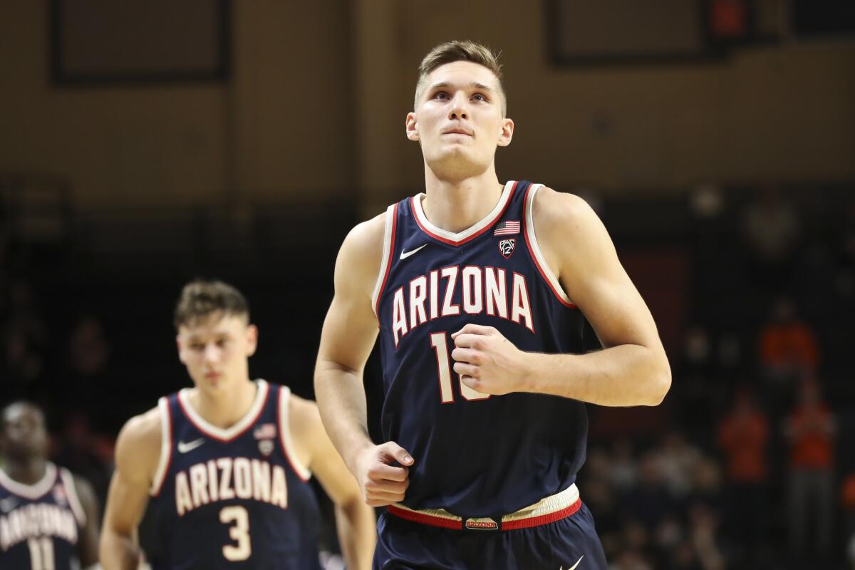 Arizona forward Azuolas Tubelis takes the court during a win over Oregon State on Jan. 12.