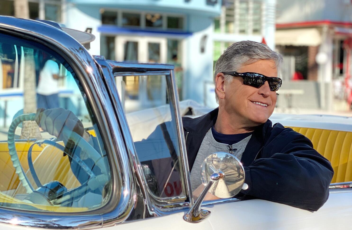 Sean Hannity's new book makes the case for more Trump - Los Angeles Times