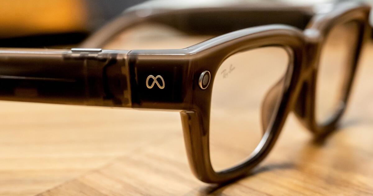 Apple halts Vision Pro revamp to accelerate Meta-like AI glasses development - Los Angeles Times