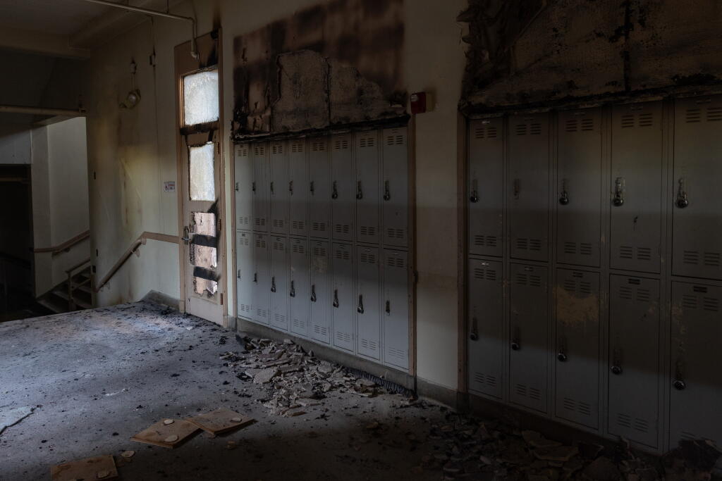 Fire, layoffs, fewer pupils Pasadena Unified's struggle to stay