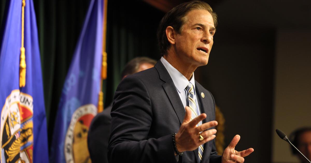 L.A. County sheriff’s custodian microwaved his personal DUI proof, D.A. says L.A. County sheriff’s custodian microwaved his personal DUI proof, D.A. says