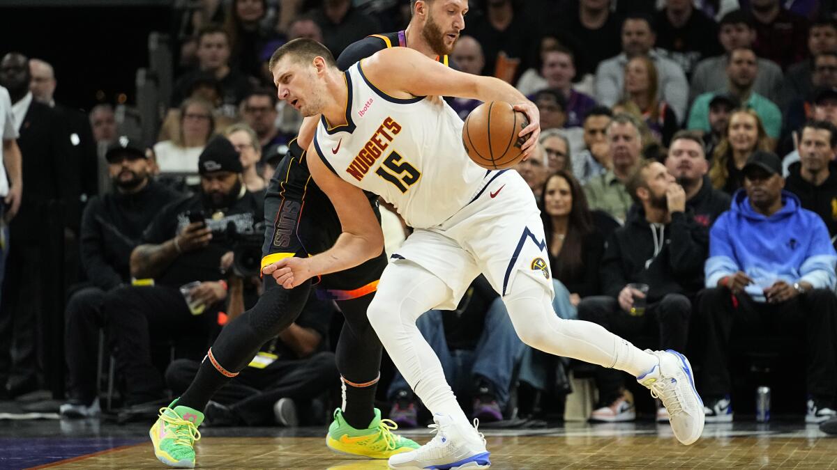 Stephen Curry scores 33 points, rallies Warriors past Celtics 132-126 in  overtime - The San Diego Union-Tribune