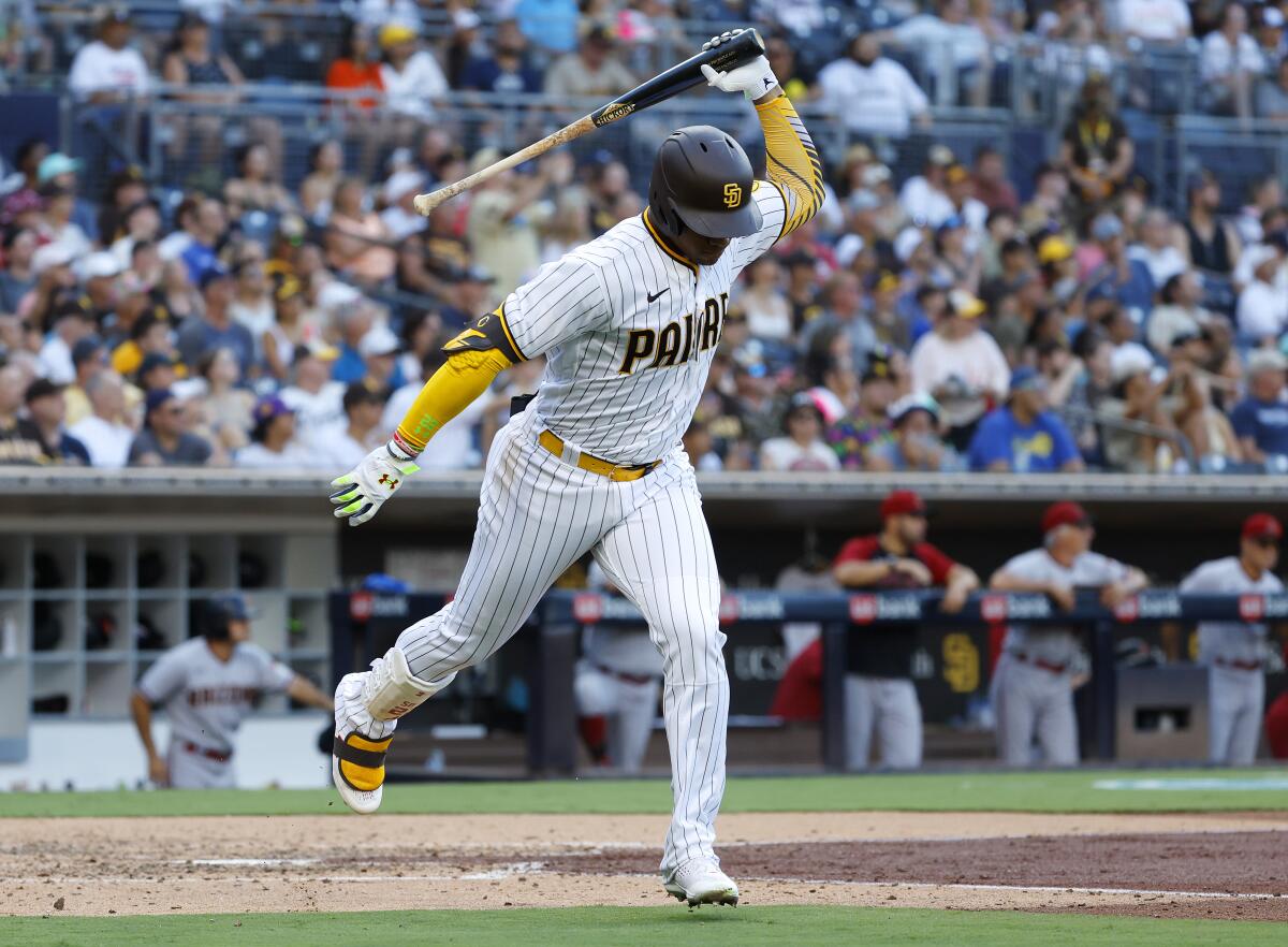 Rockies rough up Pirates on 11 hits, including a pair of Jurickson Profar  home runs