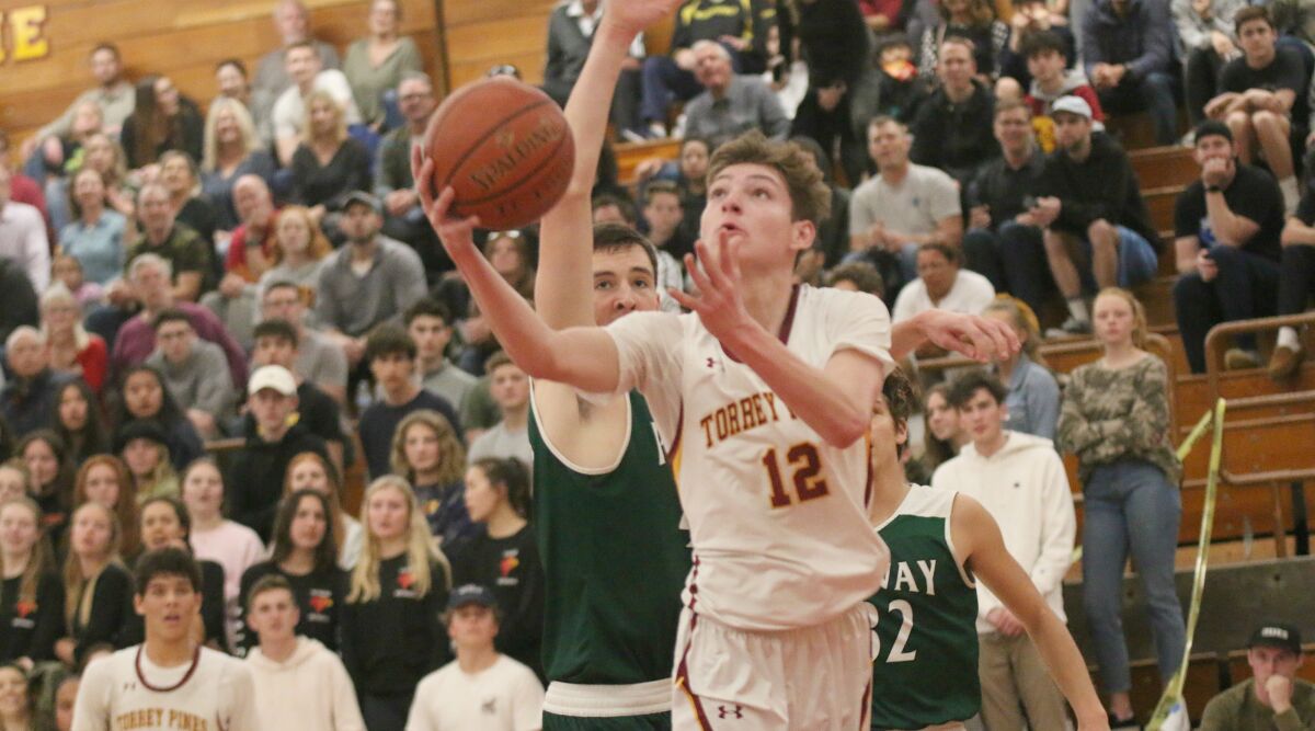 Cameron Klein notched eight of his 11 points in the pivotal second quarter.