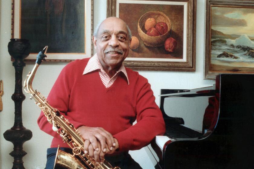 Benny Carter at home in 1989