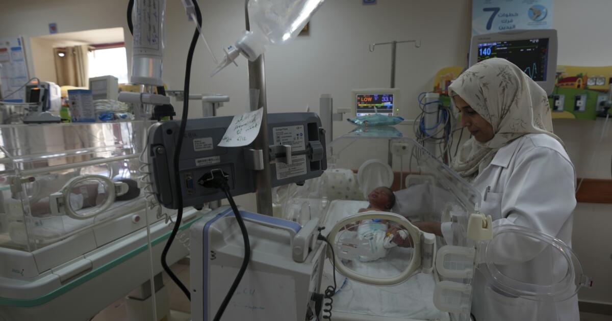 Los bebés nacidos durante la pandemia muestran menor nivel de desarrollo -  Los Angeles Times