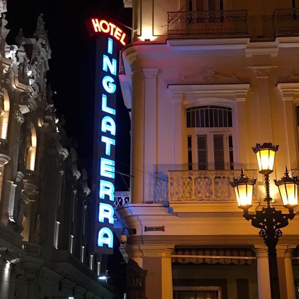 Havana Light recently brought the Hotel Inglaterra sign back to life.