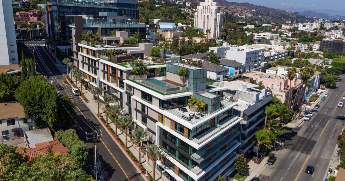 Le penthouse de West Hollywood se vend 21,5 millions de dollars, le prix le plus élevé pour un condo cette année