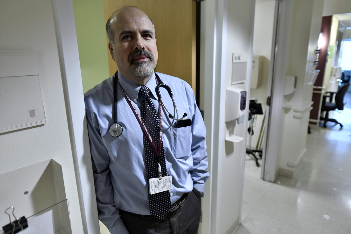 Doctor Rafou Doctor-poets search for the right words to help patients heal - Los ...
