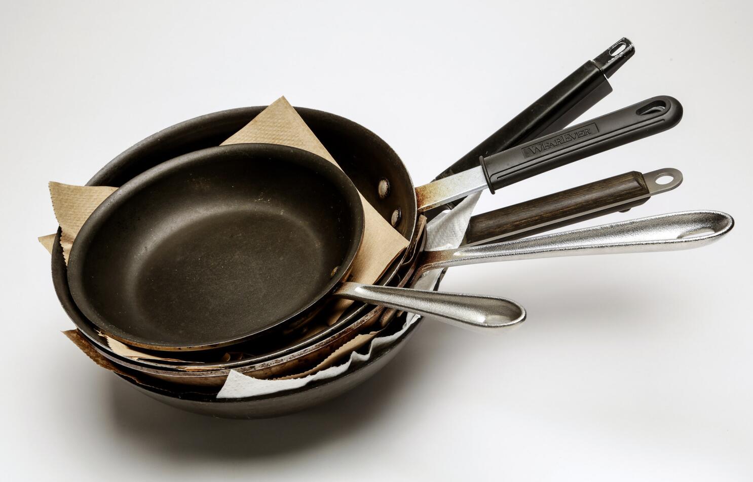 Is It Safe To Use Scratched Nonstick Pans? Here's What Experts Say