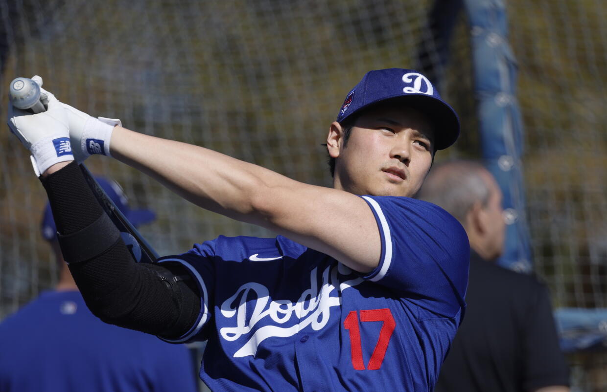 How Shohei Ohtani's 'mystique' is transforming the Dodgers - Los ...