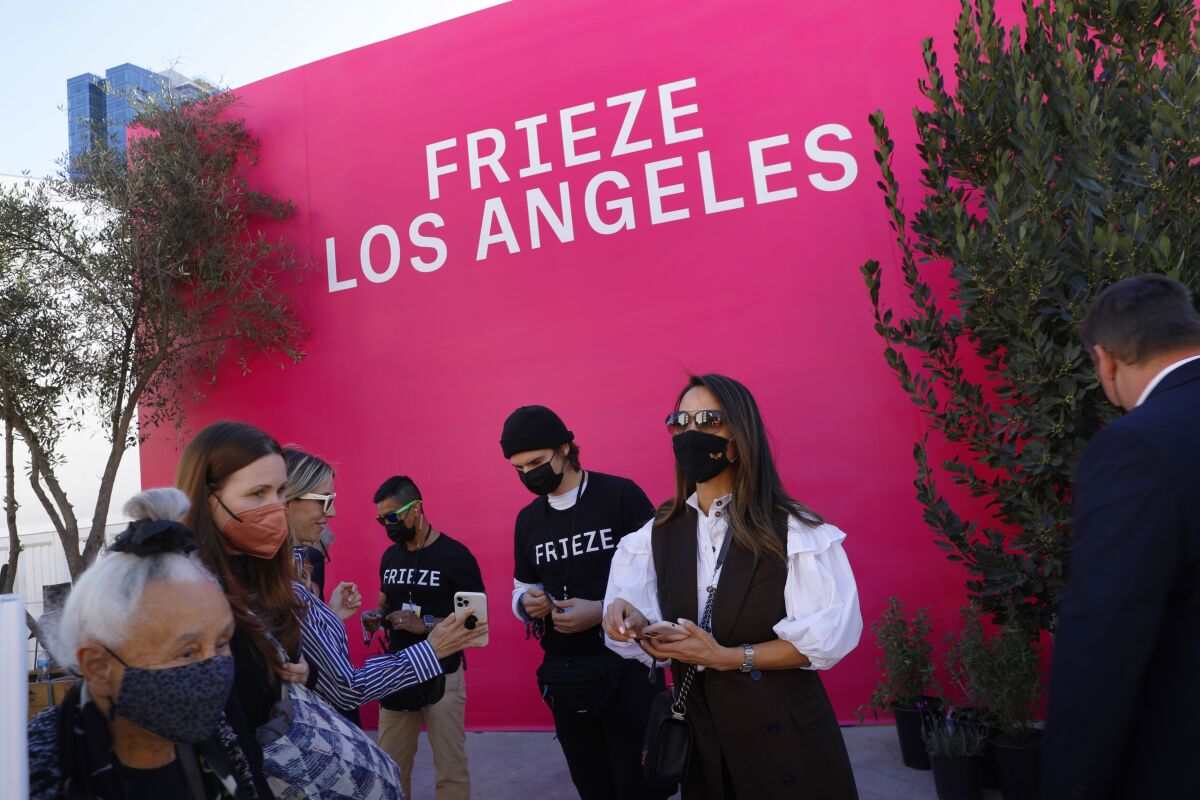 Frieze Los Angeles 2023 comes to the Santa Monica Airport Los Angeles