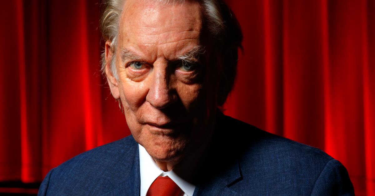 Hollywood states ‘goodbye, farewell and amen’ to Donald Sutherland: ‘What a legacy you go away behind’