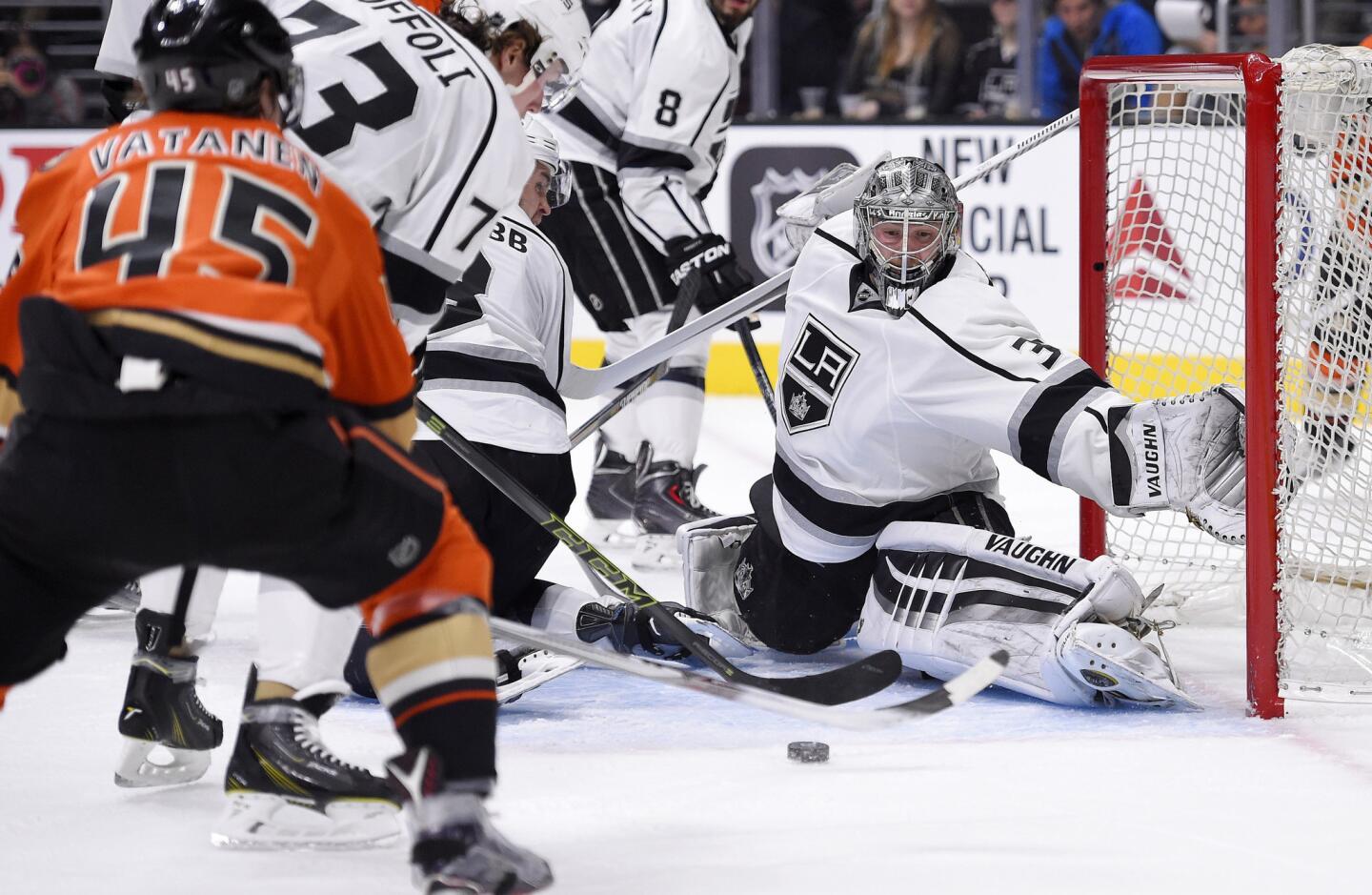 Jonathan Quick, Sami Vatanen