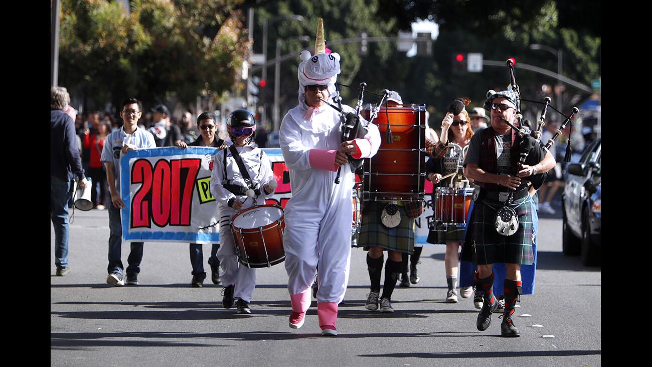 Photo Gallery: 40th annual Doo Dah Parade in Pasadena rings in the holidays
