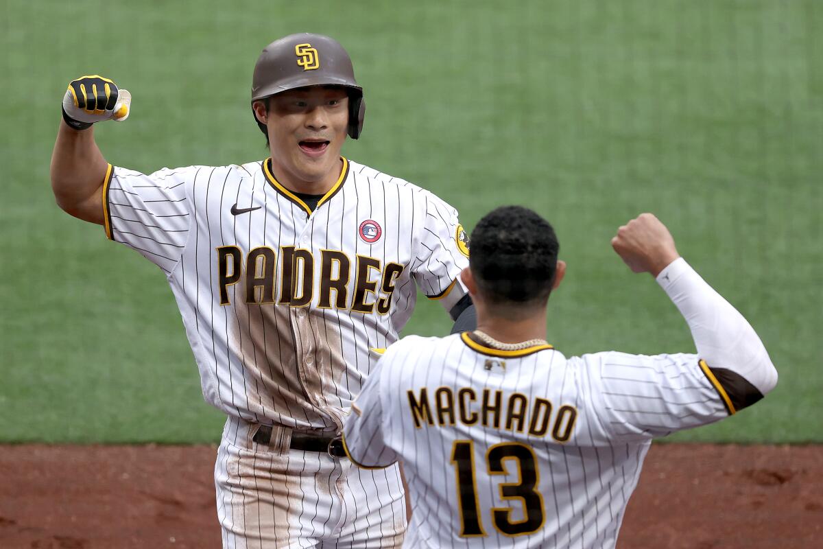 Ha-Seong Kim's go-ahead homer, 06/19/2021