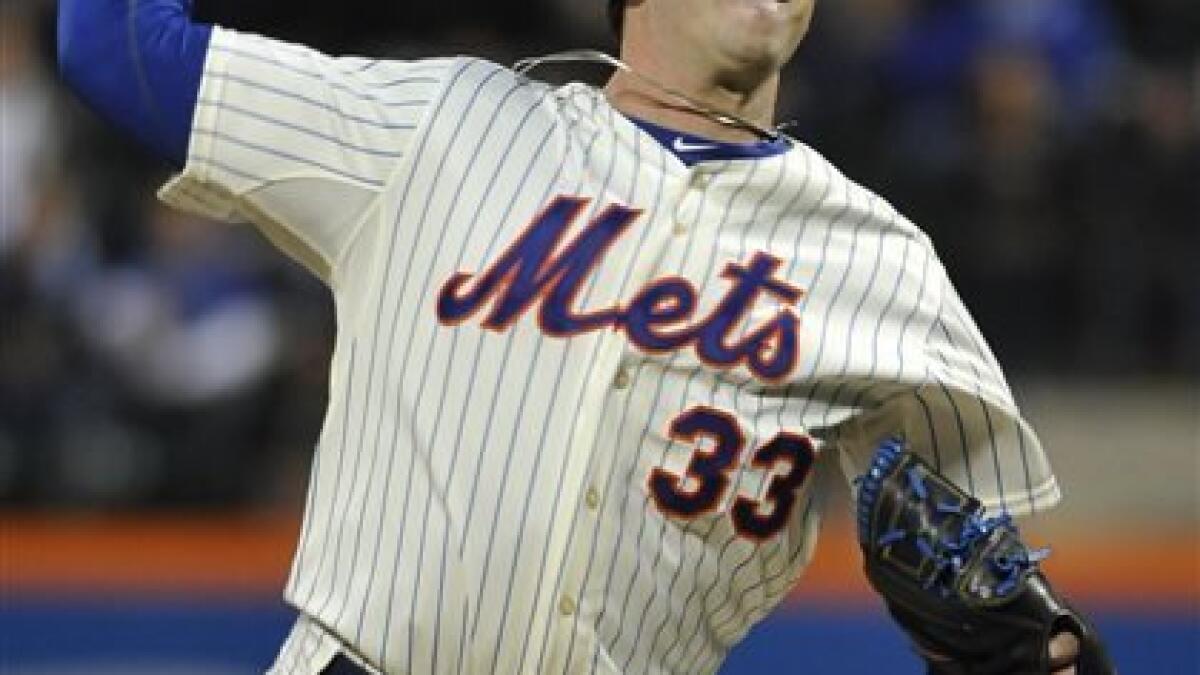 Matt Harvey outduels Stephen Strasburg in Mets' 7-1 win over Nationals