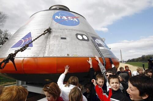 NASA Previews Model Of New Orion crew exploration vehicle