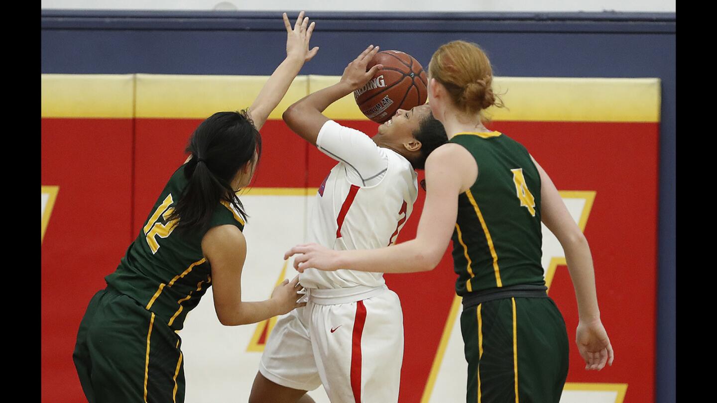 Edison vs. Los Alamitos girls basketball game