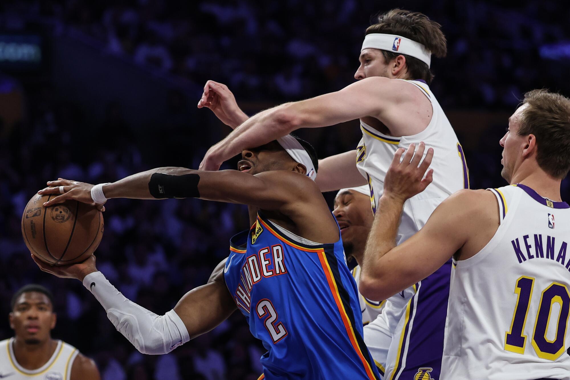 Lakers drop Game 3 to Thunder; now one loss from elimination - Los Angeles Times