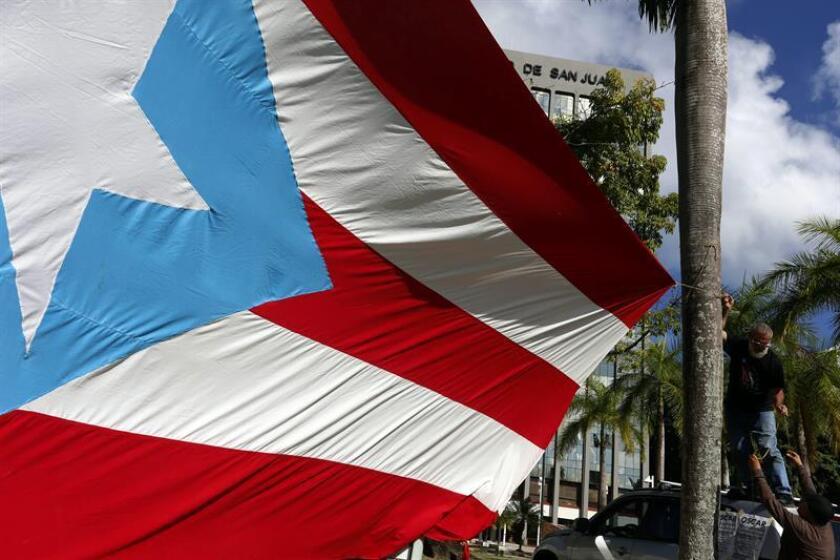 Vista de una bandera de Puerto Rico. EFE/Archivo