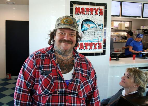 Matty's Patty's beefs up O.C. burger scene - Los Angeles Times