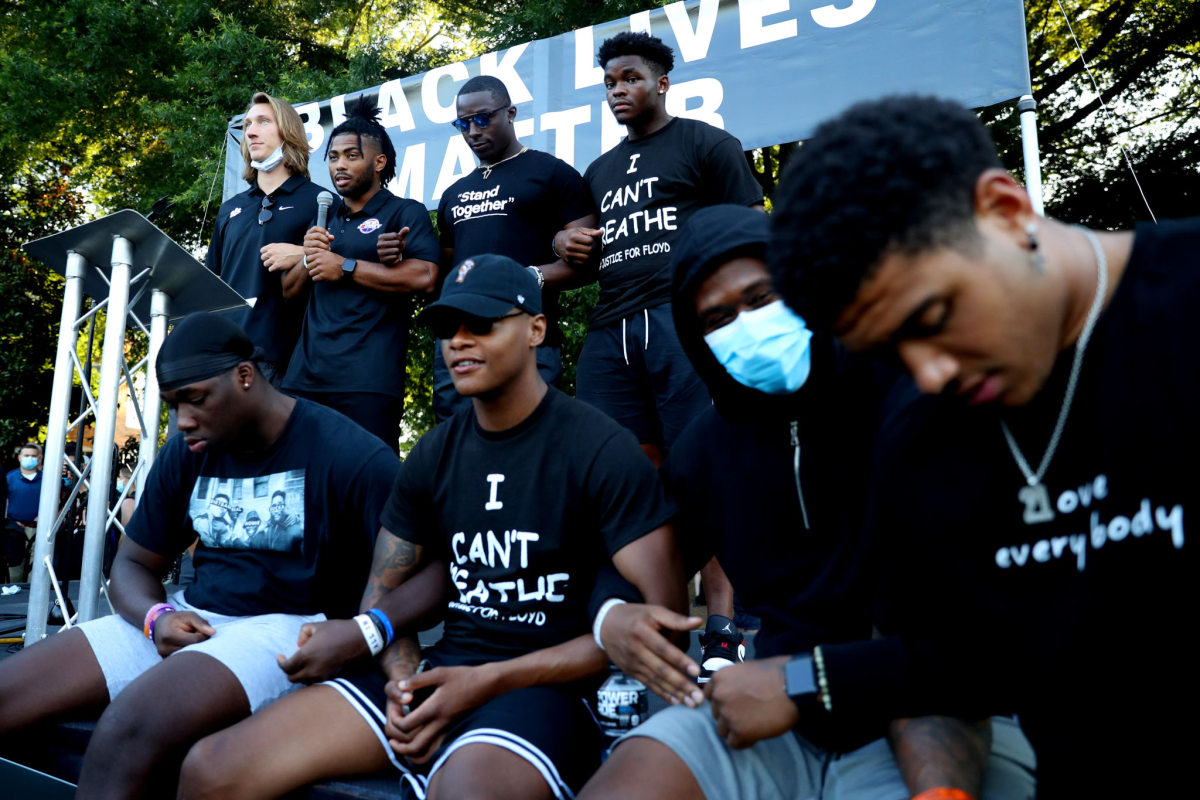 College Footbal Riots College football players must be united in pushing for reform - Los ...