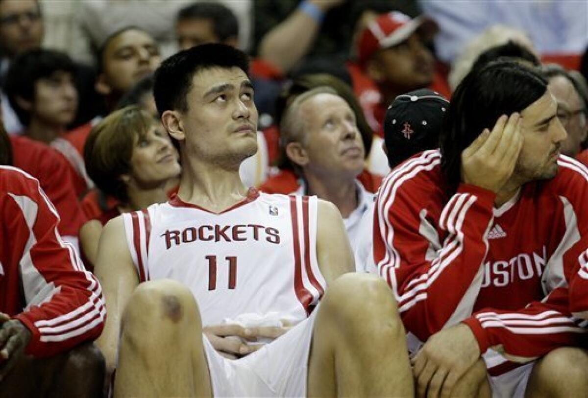 Rockets battle after Yao injury