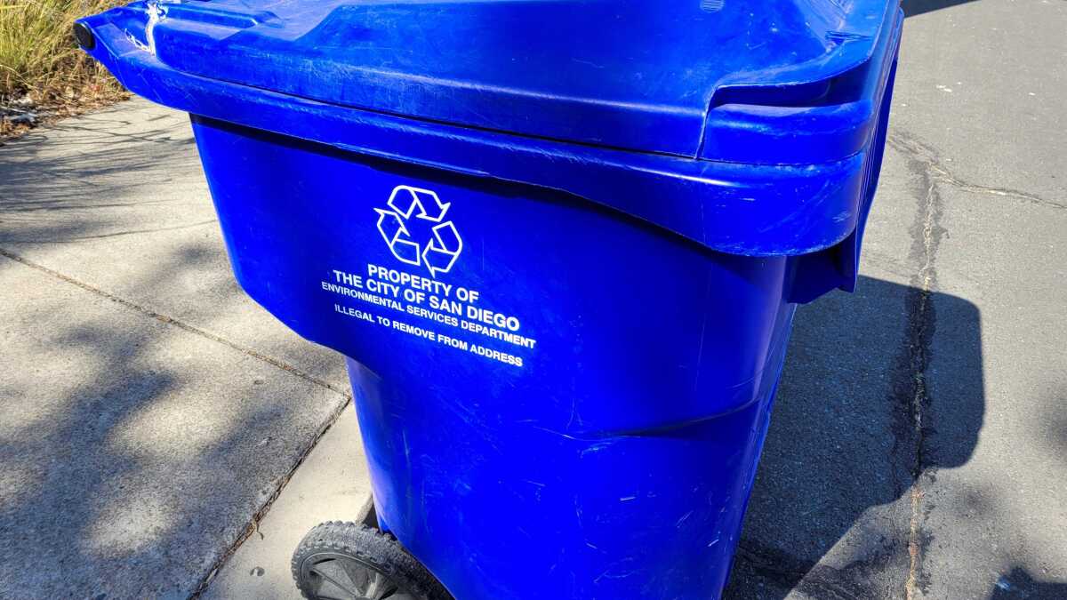 Actualizaciones diarias sobre los servicios de recolección de basura y  reciclaje, Department of Streets
