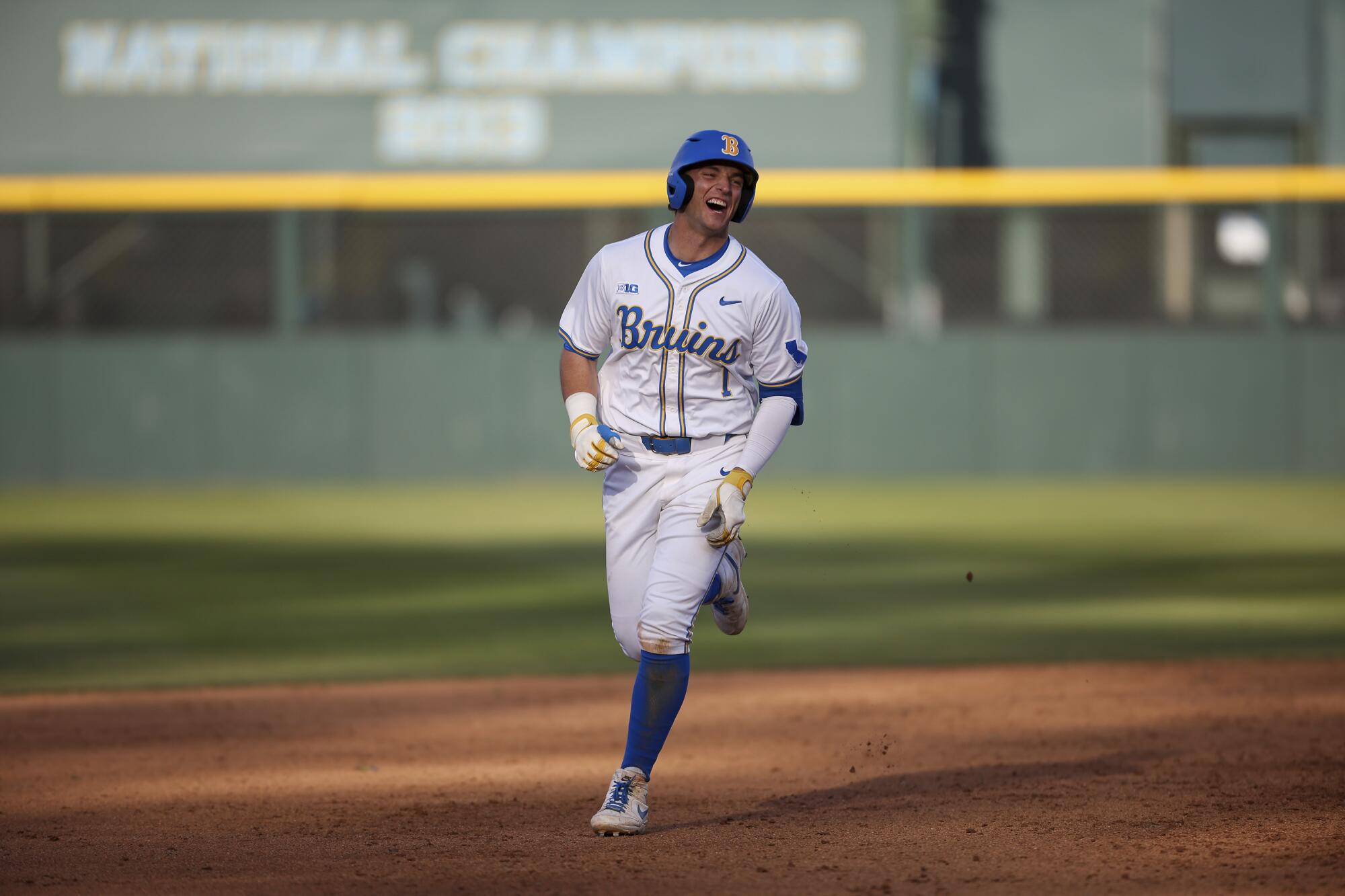 “ওমাহা যা তিনি সত্যই তাড়া করেছিলেন”: সেরা এমএলবি প্রসপেক্ট রক কোলিউস্কি আইস সিডাব্লুএস “ওমাহা যা তিনি সত্যই তাড়া করেছিলেন”: সেরা এমএলবি প্রসপেক্ট রক কোলিউস্কি আইস সিডাব্লুএস