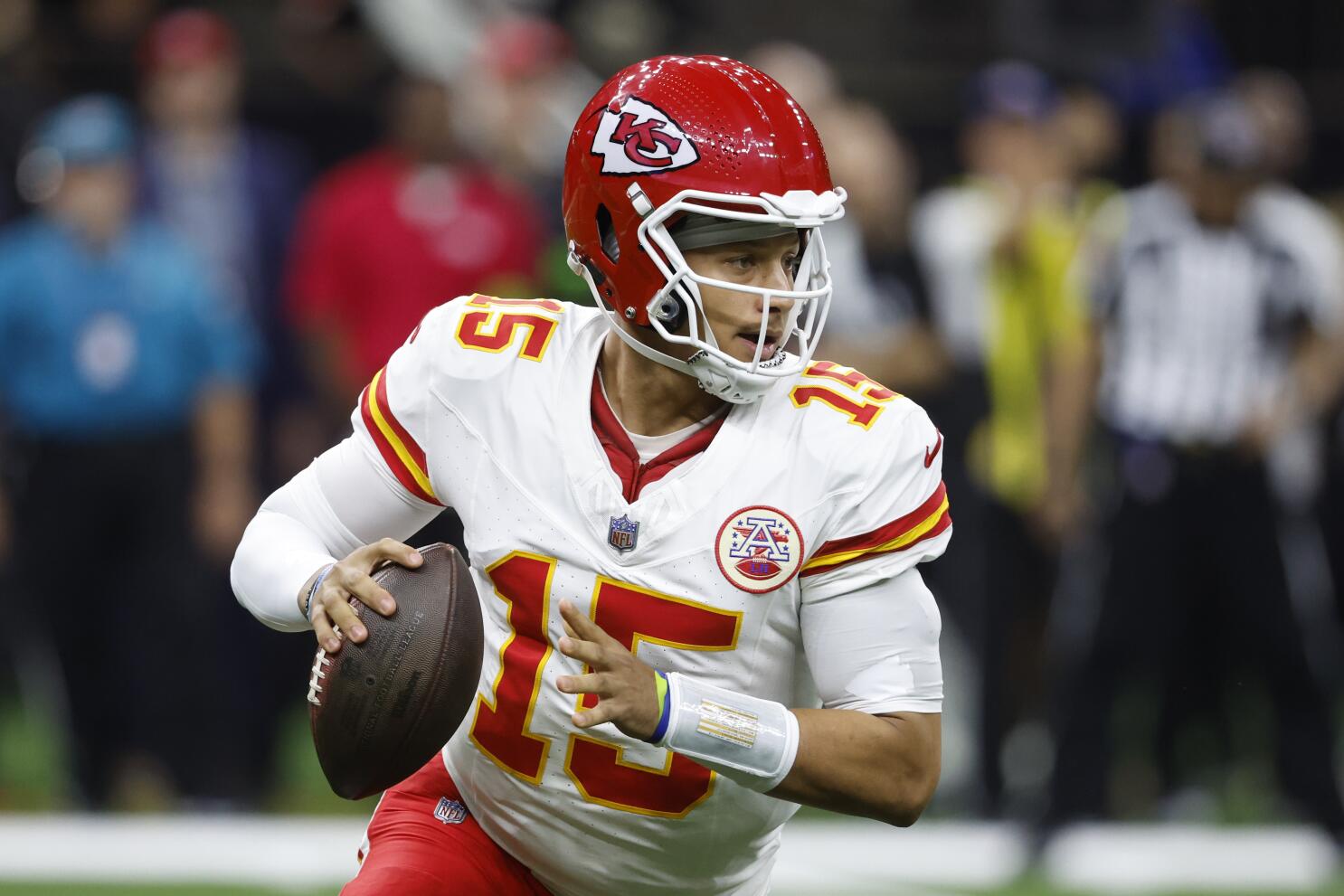 Chargers gamble, drive back Chiefs