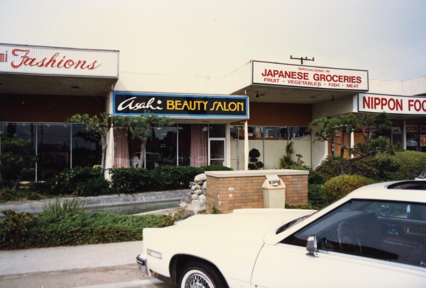 Asahi Beauty Salon in Anaheim