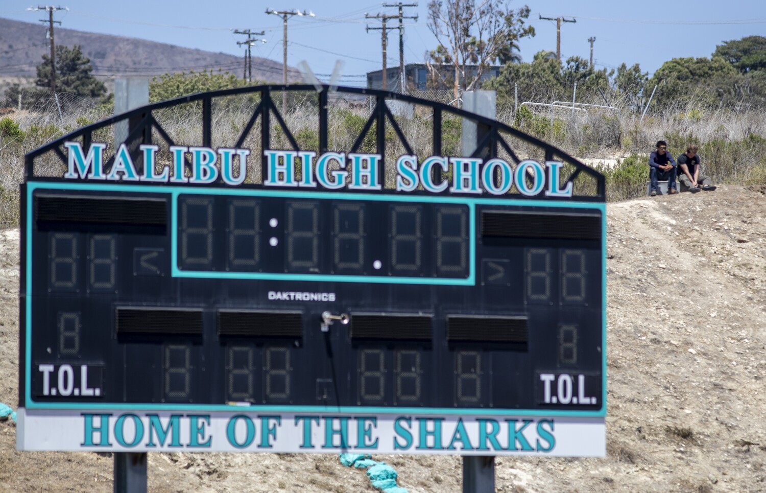 Will the Santa Monica-Malibu schools divorce go forward? Yes, but .... 