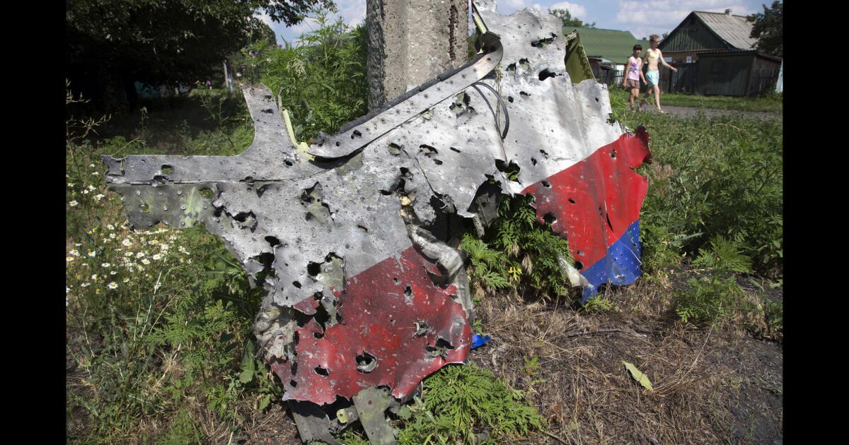 Missile downed Malaysia Airlines jet over Ukraine, U.S. official says
