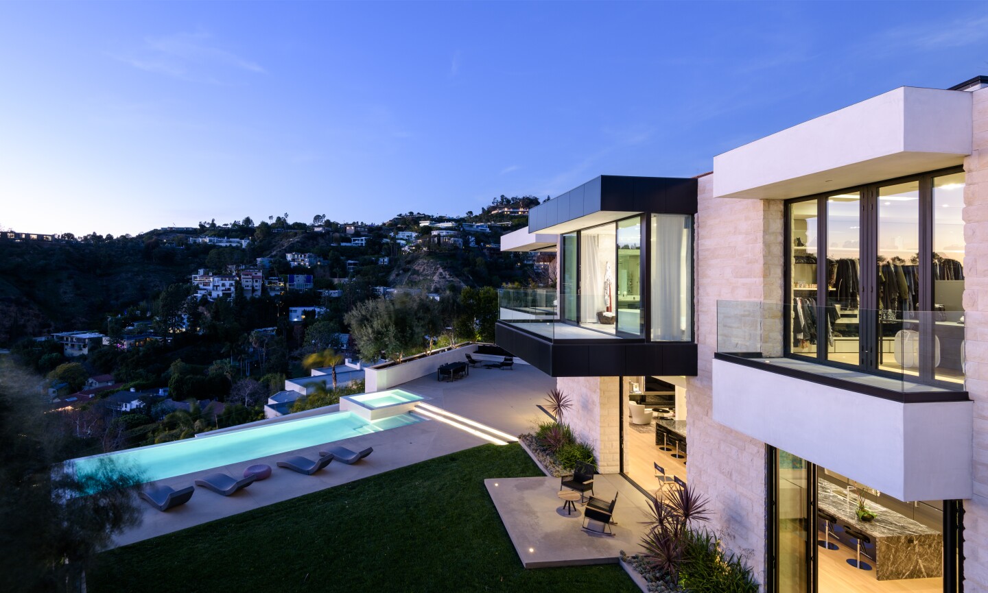 Russell Weiner paid $16.5 million for this L.A. home 2 weeks ago. He's ...