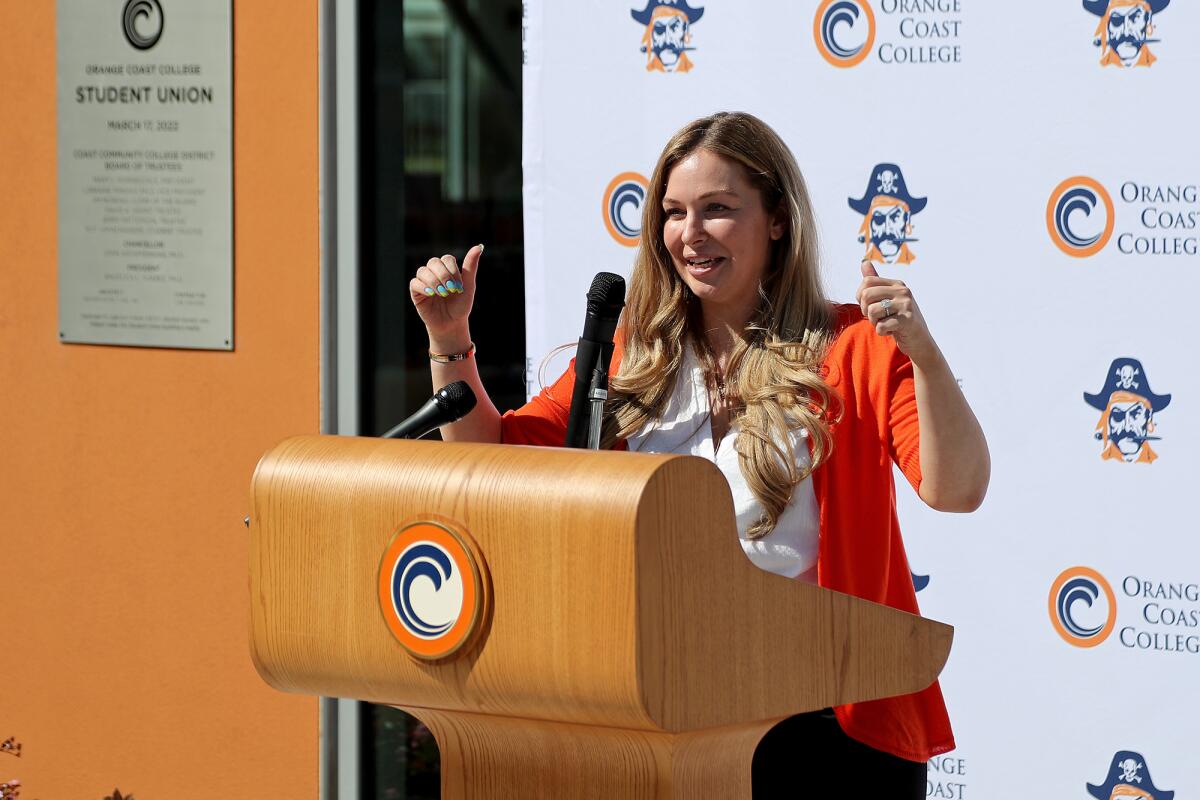 Shana Jenkins, ASOCC alumna and foundation member for Orange Coast College, speaks during Thursday's dedication event.