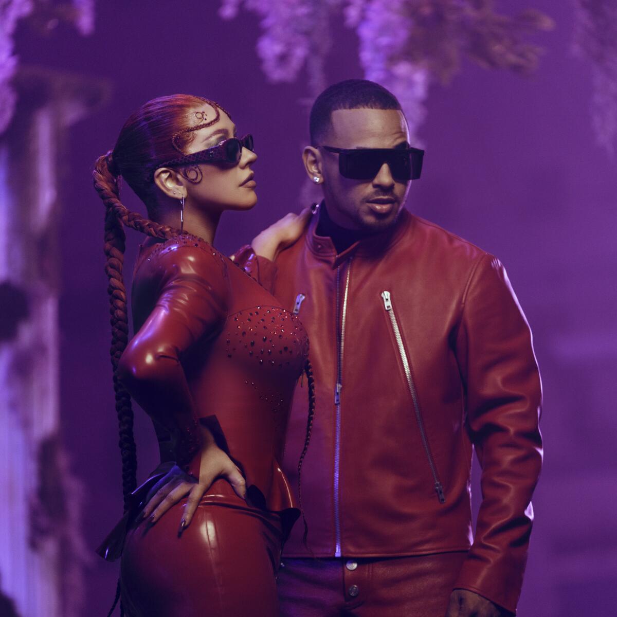 Christina Aguilera y Ozuna derrocharon sensualidad en el video de "El santo".