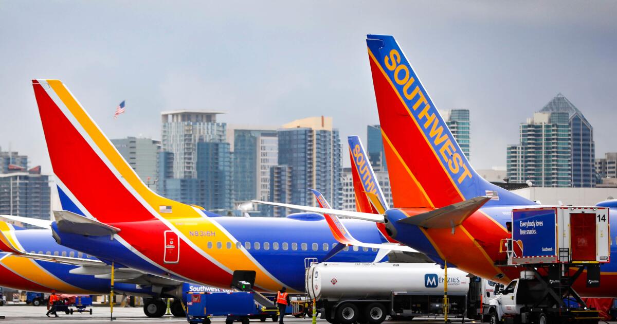 Column: The government slams Southwest for its Christmas 2022 meltdown, but is it enough?