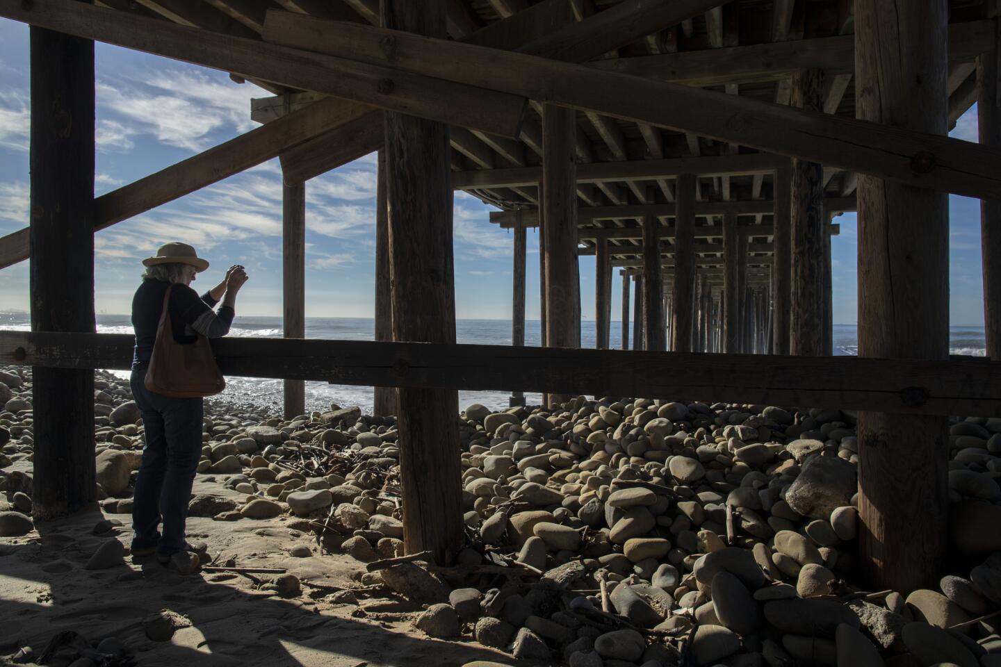 Big waves hit California coast