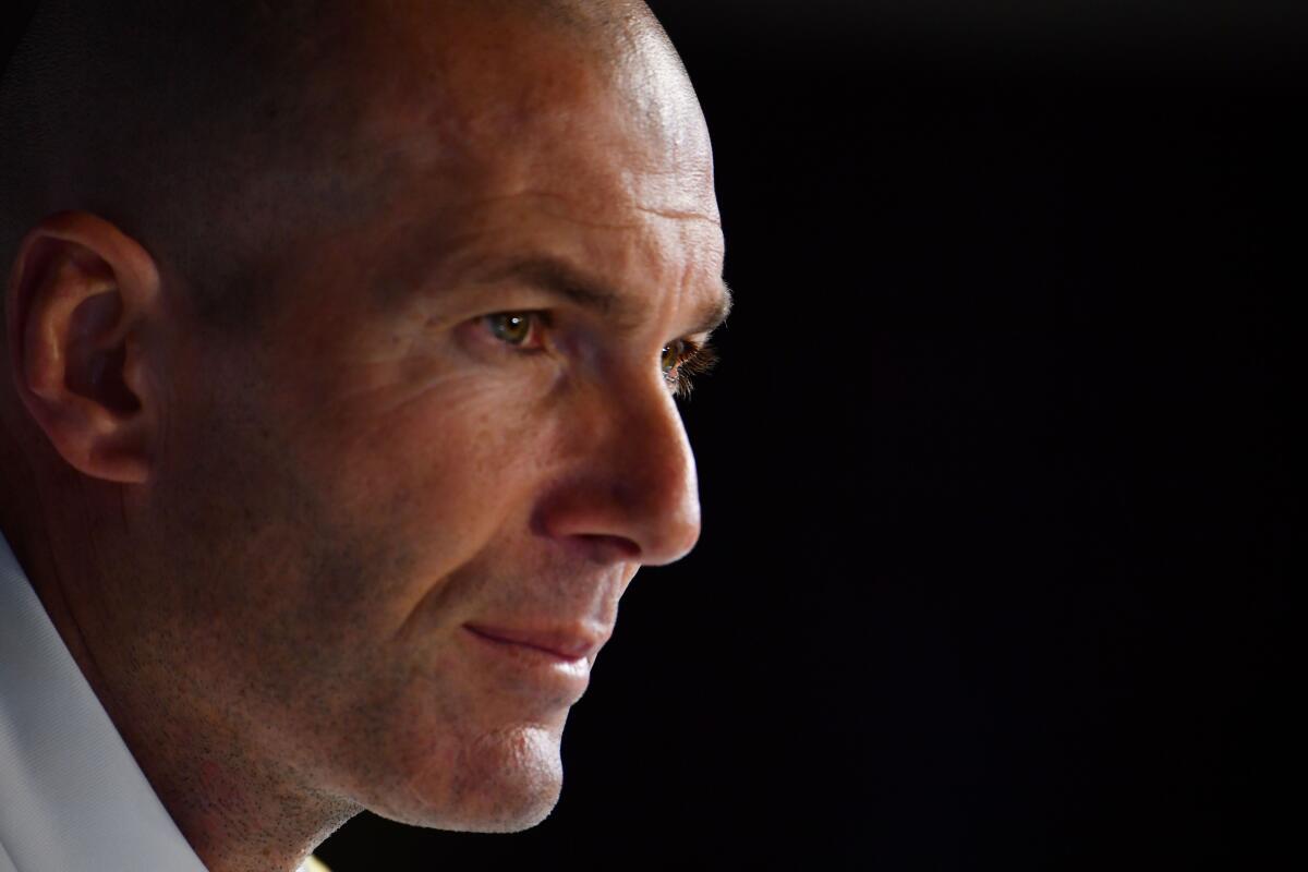 TOPSHOT - Real Madrid's French coach Zinedine Zidane 