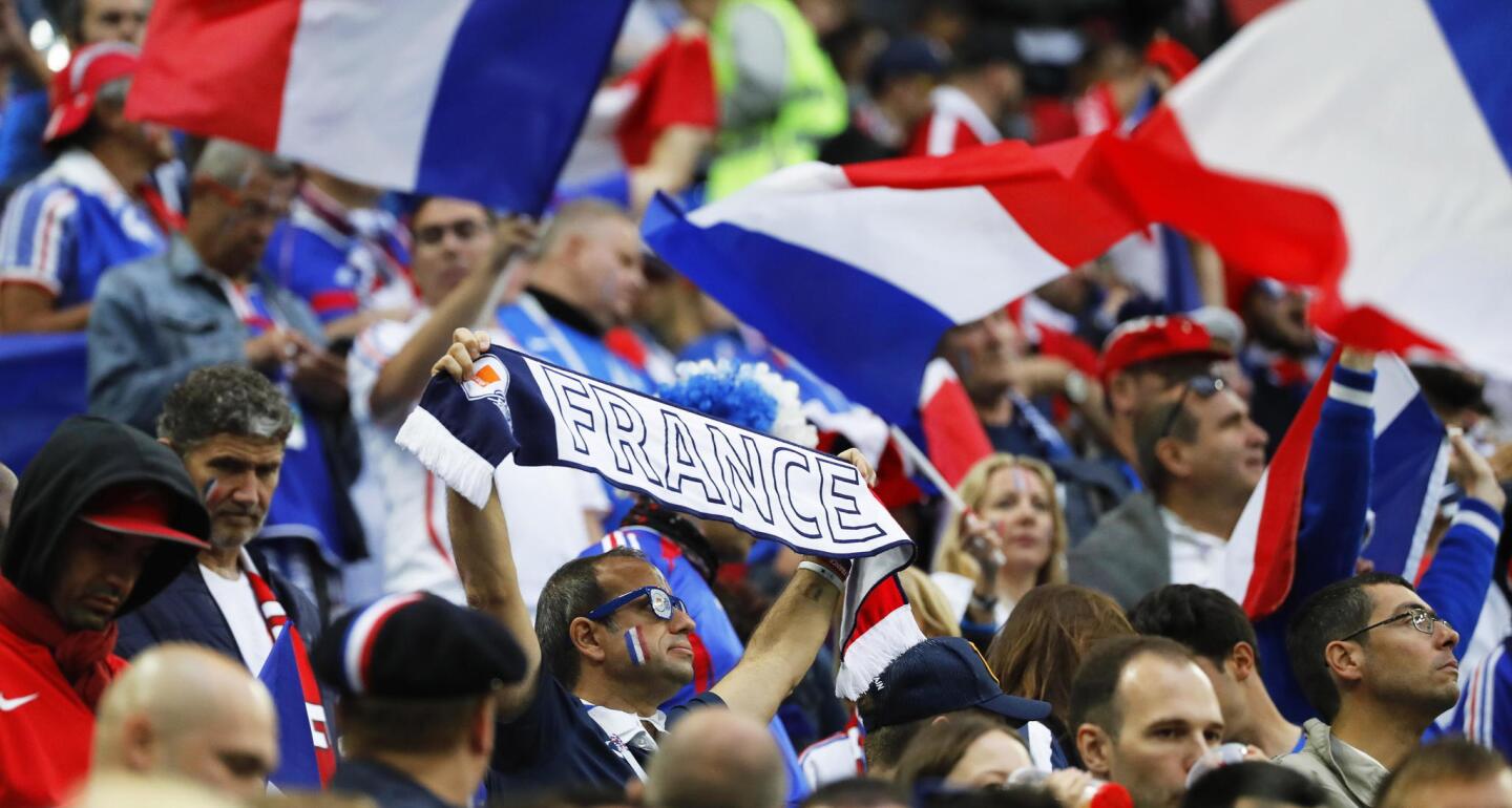 Supporters of France cheer prior to the FIFA World Cup 2018 semi final soccer match between France and Belgium in St.Petersburg, Russia, 10 July 2018.