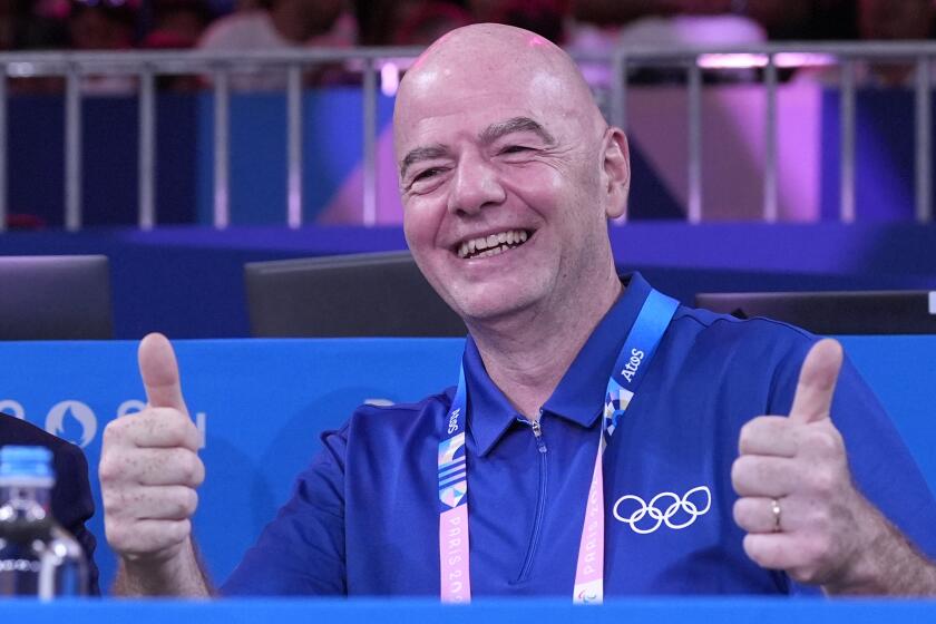 El presidente de la FIFA Gianni Infantino en la competencia de judo durante los Juegos Olímpicos de París 2024 el miércoles 31 de julio del 2024. (AP Foto/Eugene Hoshiko)