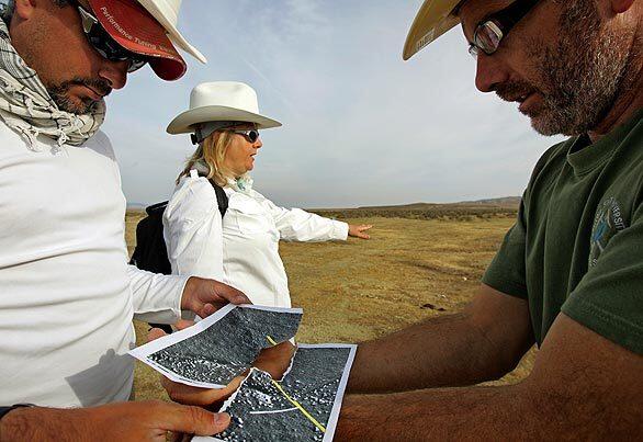 Sinan Akciz, Lisa Grant Ludwig, J. Ramon Arrowsmith