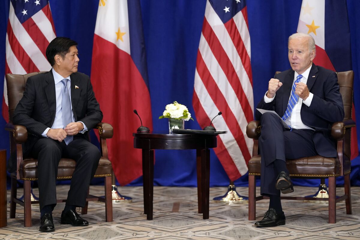 El presidente de Estados Unidos, Joe Biden, se reúne con su colega filipino, Ferdinand Marcos Jr.