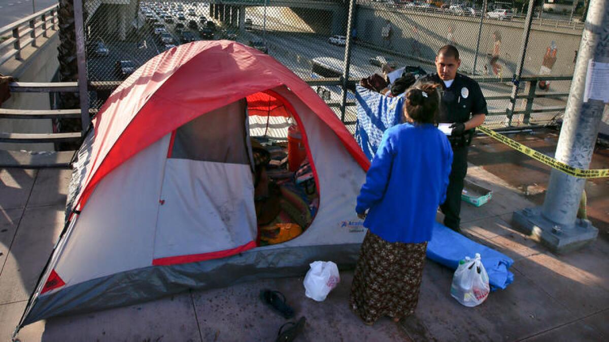 Los Ángeles acordó pagar más de $ 800,000 para llegar a un acuerdo en dos casos relacionados con los derechos de los desamparados.