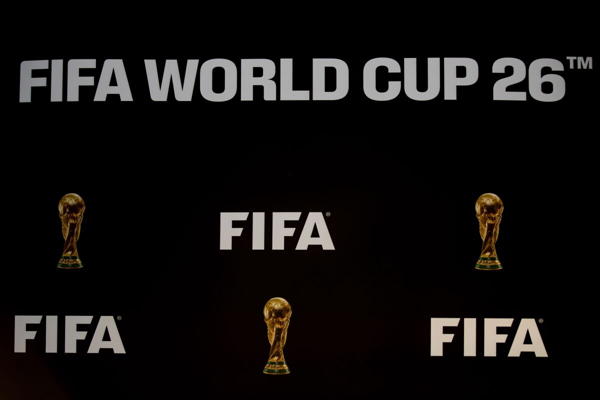 La FIFA presenta la marca el logo del Mundial 2026 de México y Canadá - San Diego Union-Tribune en Español