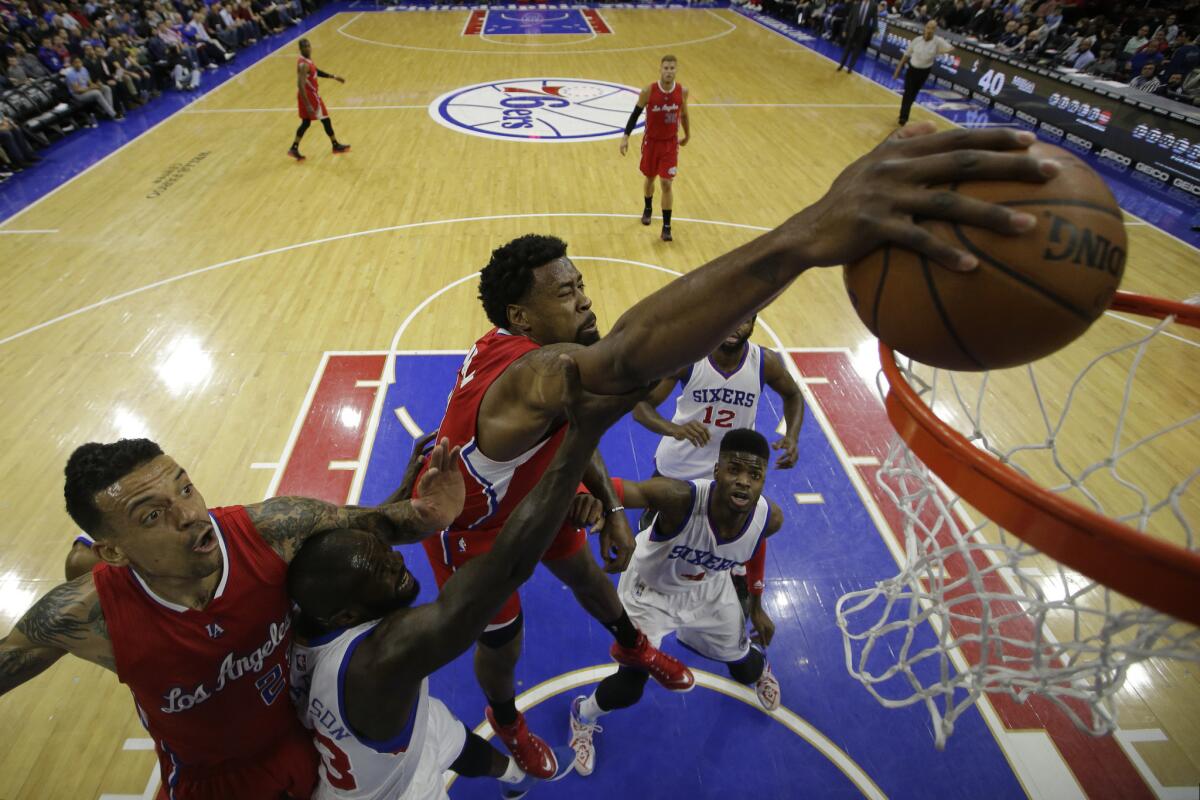 Clippers center DeAndre Jordan dunks against the 76ers durring a 119-98 victory on Friday night in Philadelphia.
