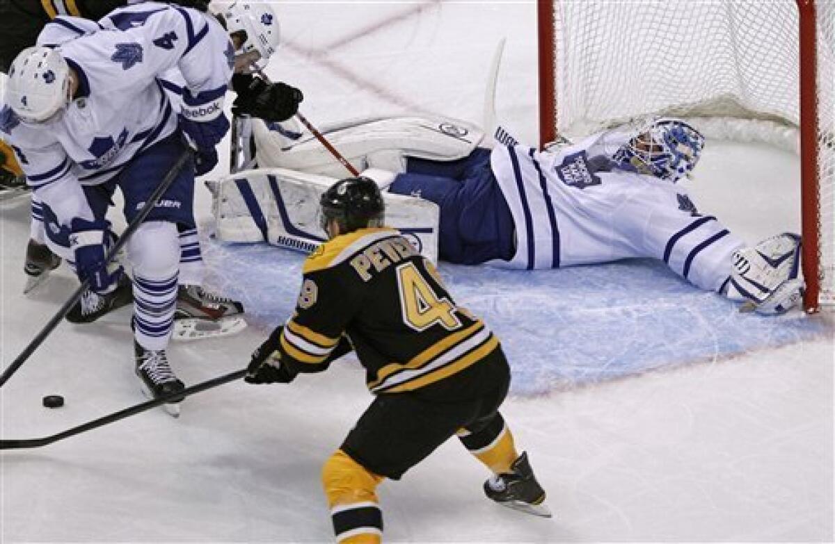 Nathan Horton vs. Dion Phaneuf, March 19, 2011 - Boston Bruins vs. Toronto  Maple Leafs