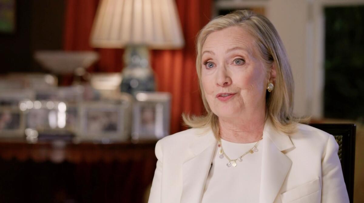 Hilary Clinton durante la convención demócrata de 2020.