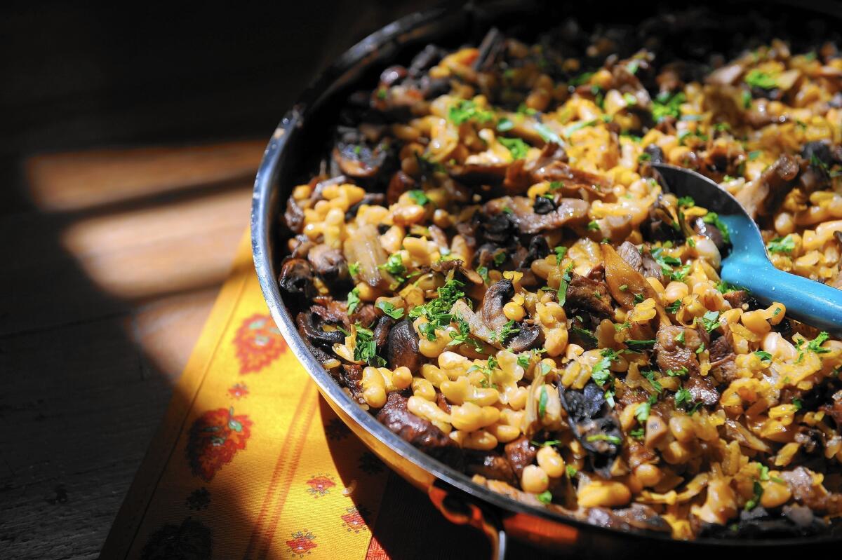 Recipe: Paella with artichokes and mushrooms